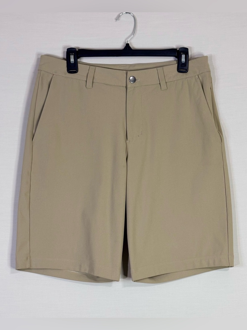 Lululemon Commission Shorts Tan 10.5” Inseam Golf Travel Stretch 32